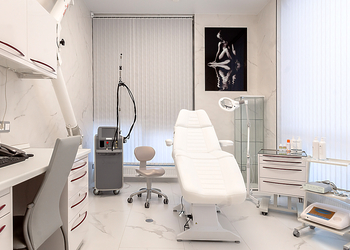 Фото клиники Клиника стоматологии и косметологии ДОКТОР ДЕНТ на Энгельса — №18