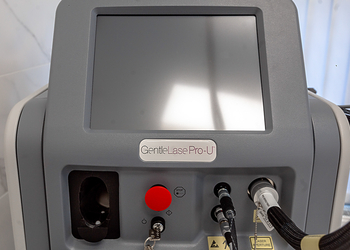 Фото клиники Клиника стоматологии и косметологии ДОКТОР ДЕНТ на Энгельса — №8