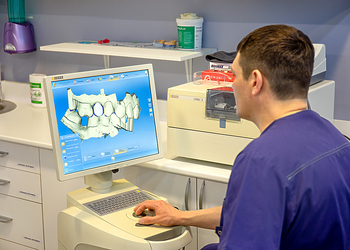 Фото клиники Стоматологическая клиника А-Пломб — №18