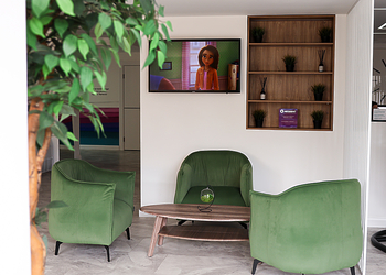 Фото клиники Стоматологическая клиника ZuBest (Зубэст) — №16