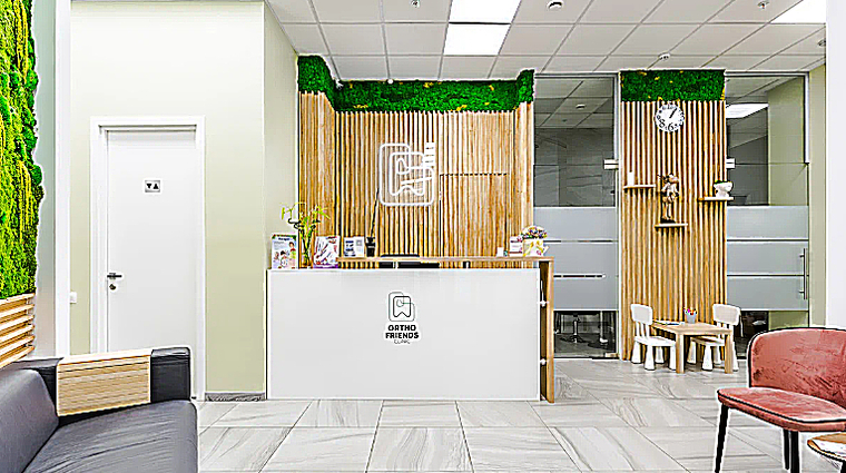 Фото клиники Стоматология Ortho Friends Clinic (Орто Фрэндс Клиник) — №1