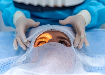 Фото клиники Глазная клиника Смотри — №17