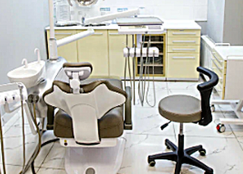 Фото клиники Стоматологическая клиника Семья на Победы — №2