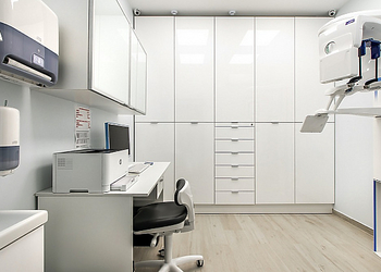 Фото клиники Стоматологический центр города Primed на Комендантском — №15