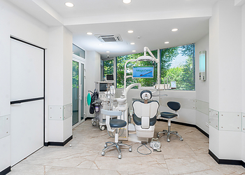 Фото клиники MagicDent (МагикДент) на Юных Ленинцев — №7