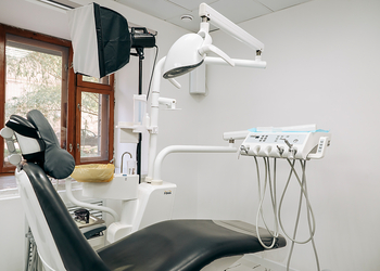 Фото клиники Стоматология Брекет Кзн — №11