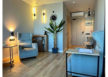 Фото клиники Школа Эмоций Оксаны Палеховой на проспекте Энергетиков — №18