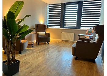 Фото клиники Школа Эмоций Оксаны Палеховой на проспекте Энергетиков — №9