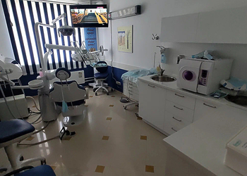 Фото клиники Premium Smile (Премиум Смайл) на Дмитриевского — №3