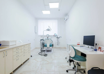 Фото клиники Стоматология Добреньков Дентал Клиник (Dobrenkov Dental Clinic) — №9