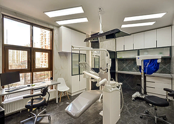 Фото клиники Стоматология ECLINIC (Еклиник) на Дыбенко — №4