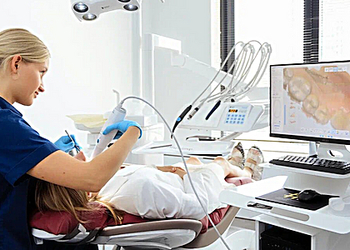 Фото клиники Цифровая стоматология на Краснолесья — №17