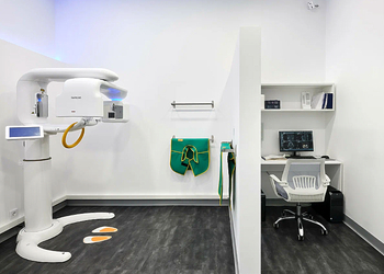 Фото клиники Семейная стоматология в деревне Дударева — №16