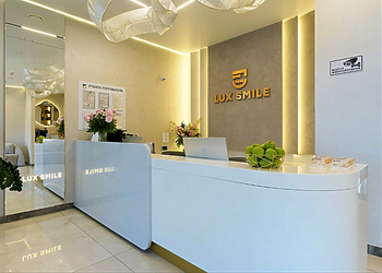 Фото клиники Lux Smile (Люкс Смайл) на Генерала Епишева — №2