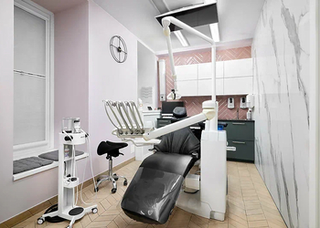 Фото клиники Стоматология Viru One (Виру Ван) на Ропшинской — №4