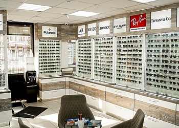 Фото клиники Мир Оптики на Ворошиловском проспекте — №2