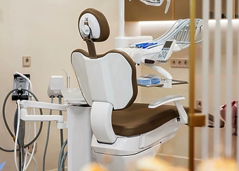 Фото клиники Стоматология Ультра Дент на проспекте Александра Суворова — №4