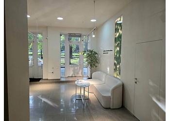 Фото клиники Золотое Правило на пр-те Октября — №4