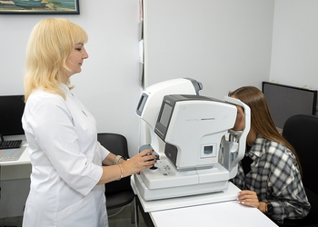 Фото клиники Центр Зрения на 250-летии Челябинска — №6