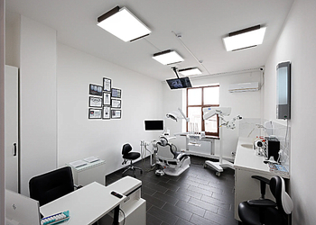 Фото клиники Астродент на Чехова — №3