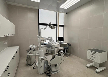 Фото клиники Центр семейной стоматологии на 50-летия Октября — №4