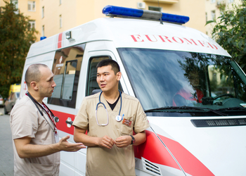 Фото клиники Euromed Express (Скорая медицинская помощь Евромед) на Суворовском — №2