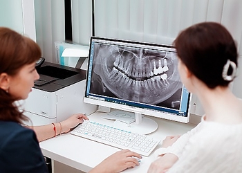 Фото клиники Стоматология ИмплаДент на Яблочкова — №7