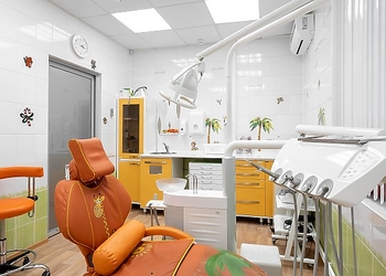 Фото клиники Семейная Стоматологическая Клиника на Салютной — №31