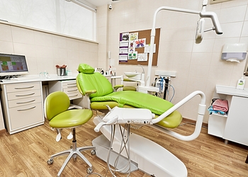 Фото клиники Дентоша на Партизана Железняка — №3