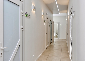 Фото клиники Дентоша на Партизана Железняка — №9