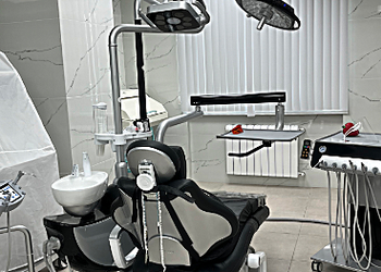 Фото клиники Стоматология грамотного выбора Винир — №6