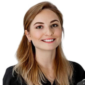 Якушенкова Анна Сергеевна — стоматолог