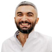 Кисиев Михаил Витальевич — стоматолог, стоматолог-хирург