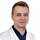 Кочнев Максим Андреевич — стоматолог, стоматолог-хирург