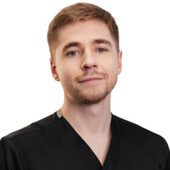 Сечко Константин Олегович — стоматолог, стоматолог-хирург