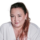 Попова Алина Александровна — стоматолог, стоматолог-ортопед
