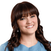 Савельева Елена Рафаиловна — стоматолог, гигиенист стоматологический