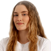 Комарова Светлана Дмитриевна — стоматолог, стоматолог-терапевт