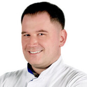 Никифоров Павел Олегович — стоматолог-ортопед