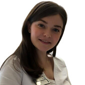 Кундулова Сияна Камиловна — стоматолог, стоматолог-терапевт