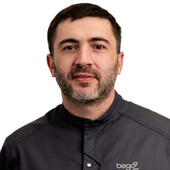 Маликов Малик Шарапудинович — стоматолог