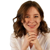 Чернявская Евгения Вадимовна — стоматолог-пародонтолог, стоматолог-хирург