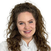 Максимова Анастасия Викторовна — стоматолог, гигиенист стоматологический