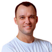 Поздний Евгений Юрьевич — стоматолог, стоматолог-имплантолог