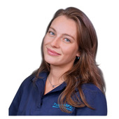 Валуева Александра Александровна — стоматолог, стоматолог-терапевт