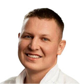 Ливанцов Михаил Михайлович — стоматолог-имплантолог, стоматолог