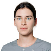 Тараканова Валерия Арташесовна — врач ЛФК