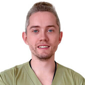 Хусаинов Виталий Фанурович — эндоскопист