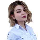 Фунтовая Кристина Дмитриевна — стоматолог-терапевт