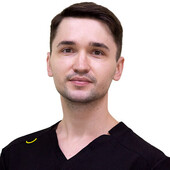 Двойников Андрей Олегович — стоматолог-хирург, стоматолог